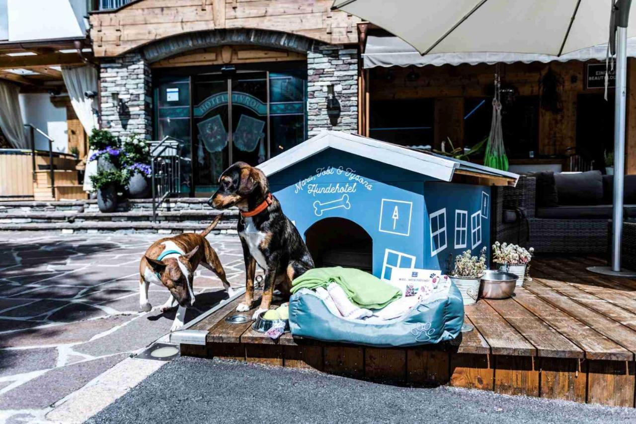Alpenhotel Tyrol - B&B Konzepthotel - Adults Only ペルティサウ エクステリア 写真