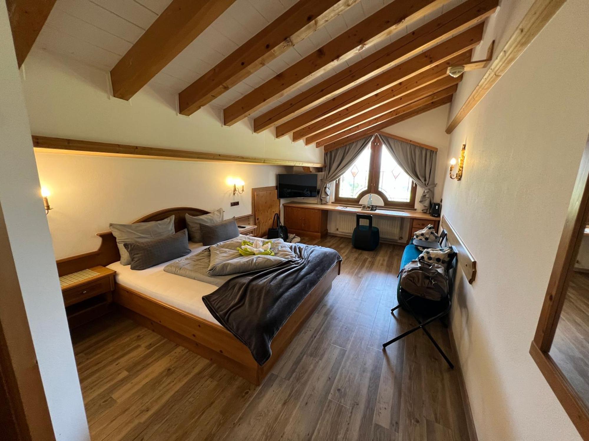 Alpenhotel Tyrol - B&B Konzepthotel - Adults Only ペルティサウ エクステリア 写真