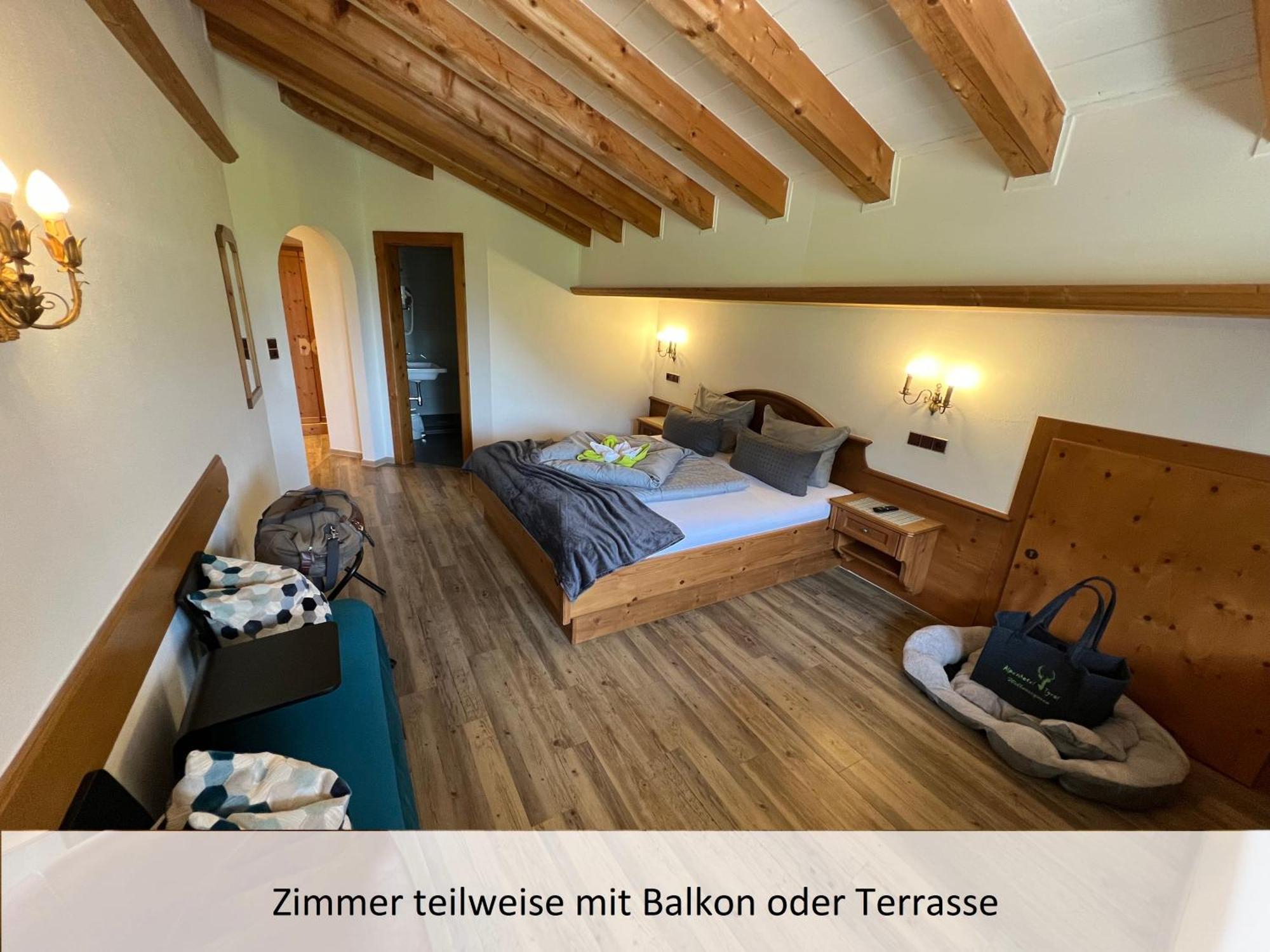 Alpenhotel Tyrol - B&B Konzepthotel - Adults Only ペルティサウ エクステリア 写真