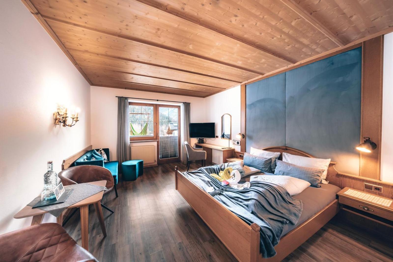 Alpenhotel Tyrol - B&B Konzepthotel - Adults Only ペルティサウ エクステリア 写真